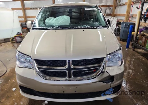 2015 Dodge Grand Caravan Sxt z USA, uszkodzony, nr VIN 2C4RDGCG6FR516634